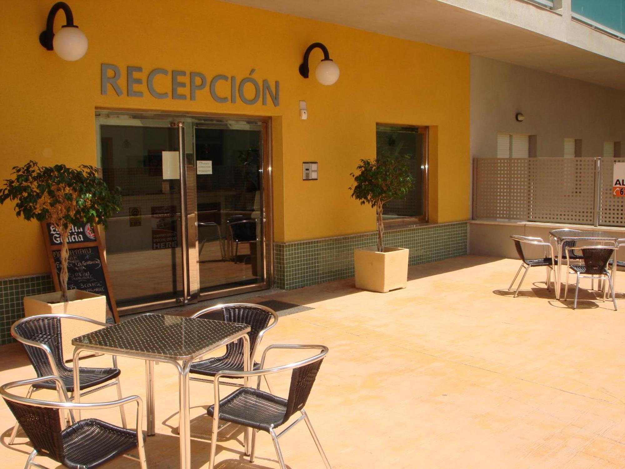 Reception La Rotonda Aparthotel Orihuela Exterior photo